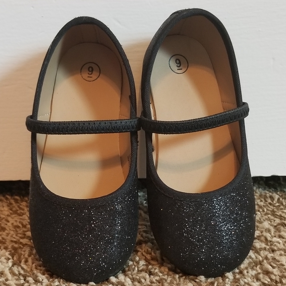 Dress shoes